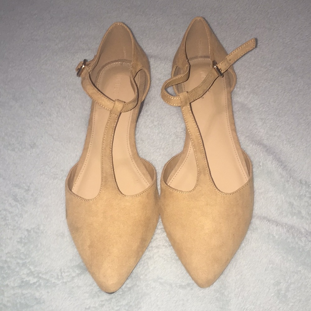 NEVER worn before flats!!